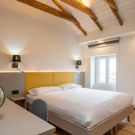4 Elements - Italian Apartment Calolziocorte