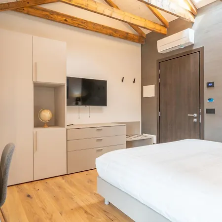 Apartment 4 Elements - Italian Calolziocorte